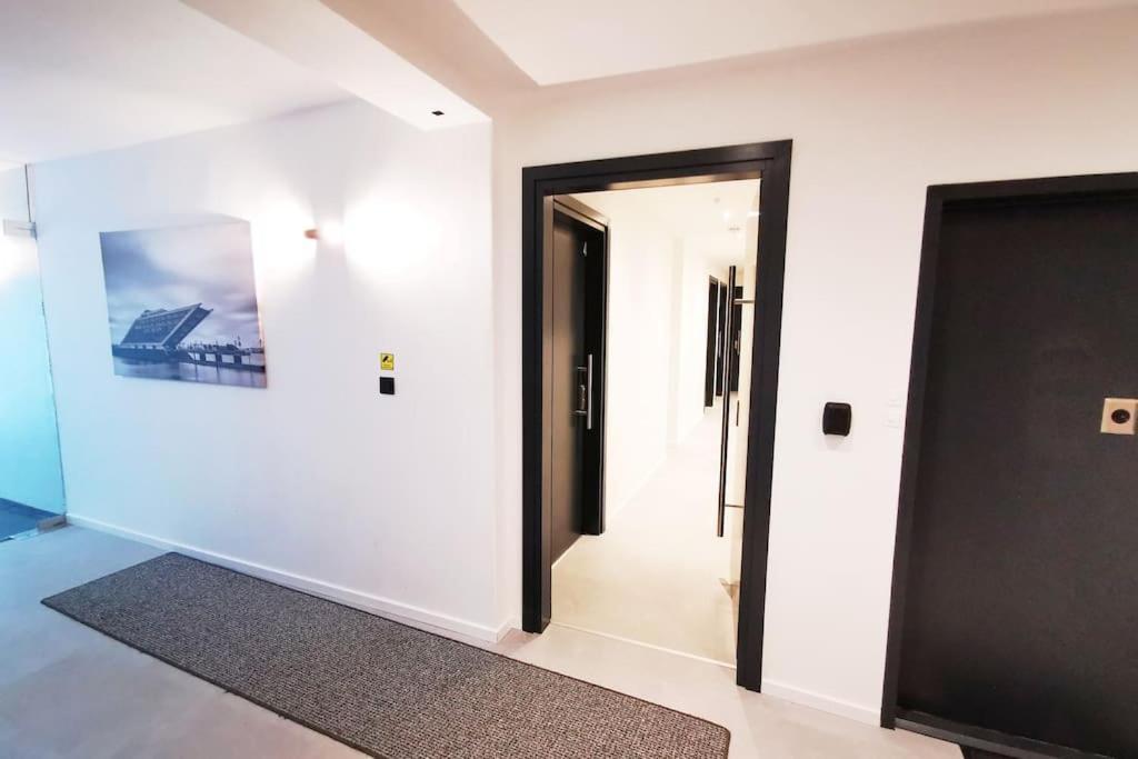 Hh 03 By Rockchair - Superhost Status - Modernes Apartment Mit Sonnigem Balkon & Premium Boxspringbetten In Winterhude - Hamburg Top Geheimtipp Экстерьер фото