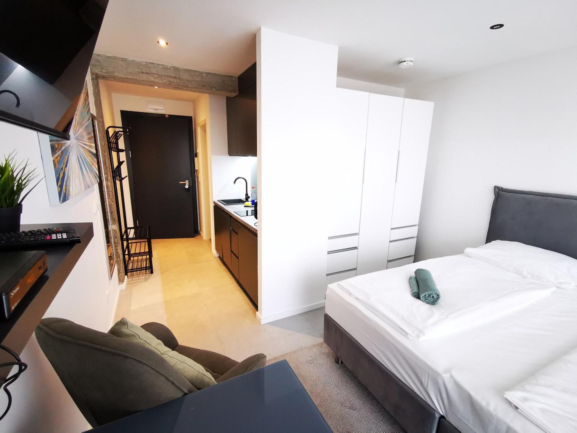 Hh 03 By Rockchair - Superhost Status - Modernes Apartment Mit Sonnigem Balkon & Premium Boxspringbetten In Winterhude - Hamburg Top Geheimtipp Экстерьер фото